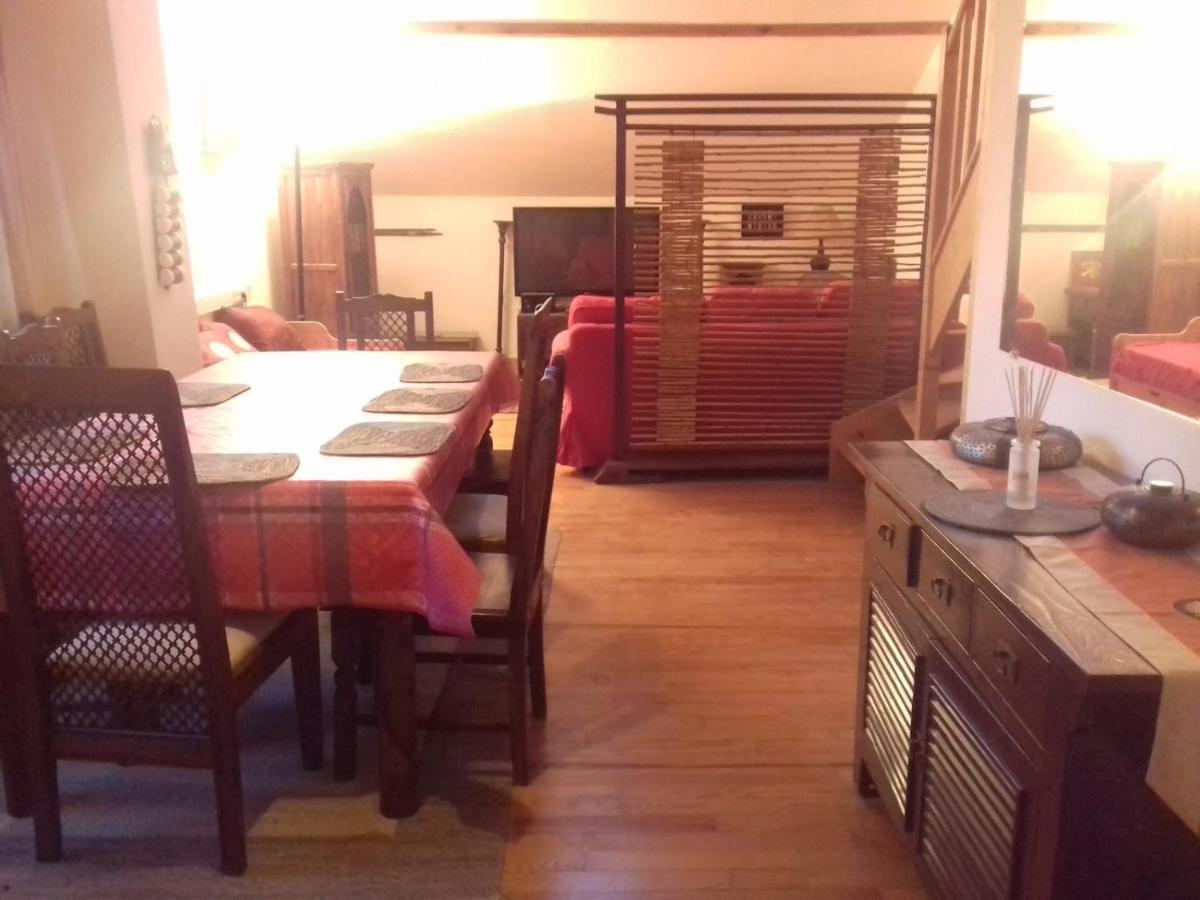 Appartement En Loft 50M2 Dans Maison Avec Chambre En Mezzanine Et Canapes Lits Dans Salon Saint-Pierre-de-Chartreuse Dış mekan fotoğraf